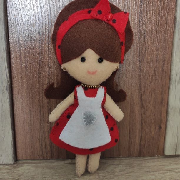 عروسک دختر ۱۰۰۱