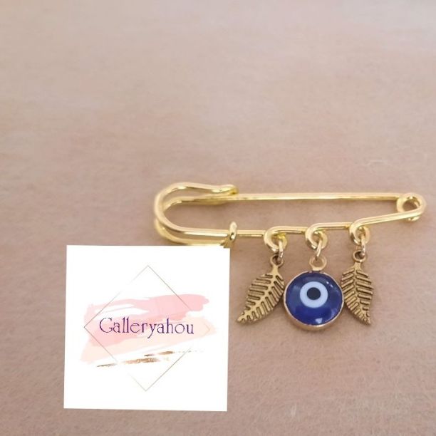 سنجاق سینه طرح برگ