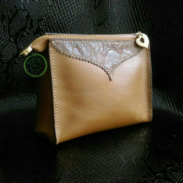 کیف چرم لوازم آرایش