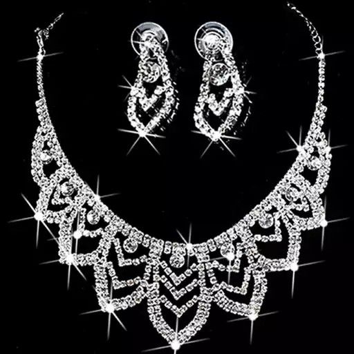 نیم ست نگینی