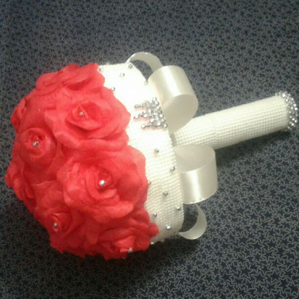 دسته گل لمسی عروس