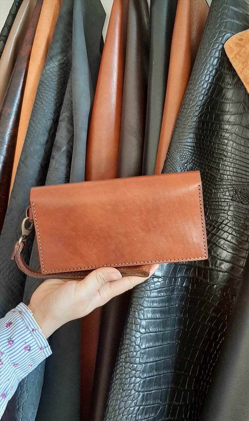 کیف پول اسپرت دستی